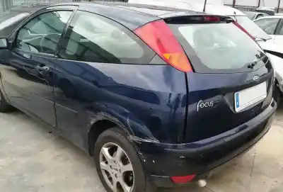 Veicolo di demolizione ford focus berlina (cak) ambiente dell'anno 2003 alimentato ffda
