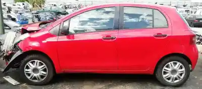 Véhicule à la ferraille toyota yaris (ksp9/scp9/nlp9) básico de l'année 2007 alimenté 2sz