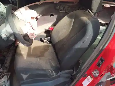 Véhicule à la ferraille toyota yaris (ksp9/scp9/nlp9) básico de l'année 2007 alimenté 2sz