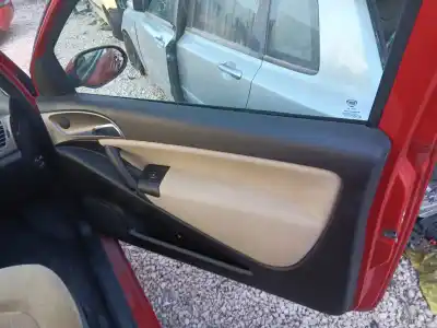 Sloopvoertuig lancia ypsilon (101) 1.4 16v oro (10.2006->) van het jaar 2004 aangedreven 188a1000