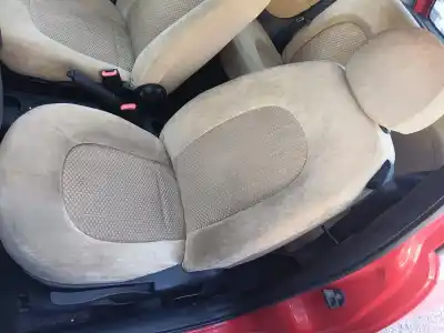 Sloopvoertuig lancia ypsilon (101) 1.4 16v oro (10.2006->) van het jaar 2004 aangedreven 188a1000