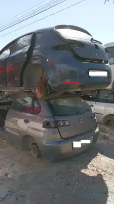 Scrapping Vehicle SEAT LEON (1P1) Comfort Limited of the year 2007 powered BXE