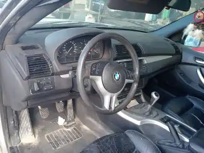 Veículo de Sucata bmw x5 (e53) 3.0d do ano 2002 alimentado 306d1