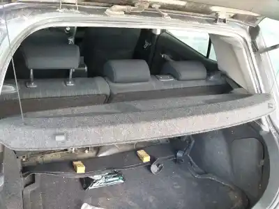 Veículo de Sucata toyota auris luna+ do ano 2008 alimentado 1nd