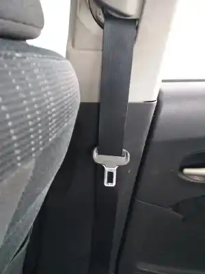 Veículo de Sucata toyota auris luna+ do ano 2008 alimentado 1nd