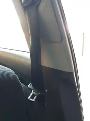 Veículo de Sucata toyota auris luna+ do ano 2008 alimentado 1nd