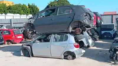 Veículo de Sucata toyota auris luna+ do ano 2008 alimentado 1nd