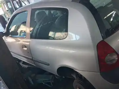 Утилизация автомобиля renault clio ii fase ii (b/cb0) base authentique 75 cv / 55 kw года 2005 питание d4f g7