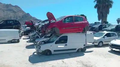 Scrapping Vehicle renault clio iii collection of the year 2006 powered d4fd7