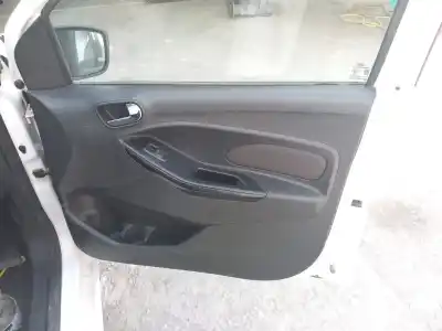 Veículo de Sucata ford ka+ active do ano 2018 alimentado yskd