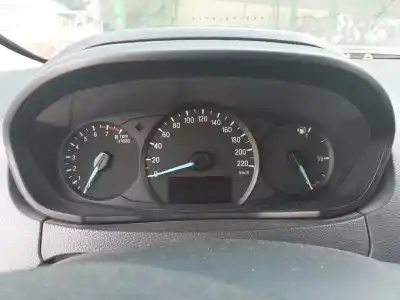 Veículo de Sucata ford ka+ active do ano 2018 alimentado yskd