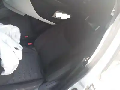 Veículo de Sucata ford ka+ active do ano 2018 alimentado yskd