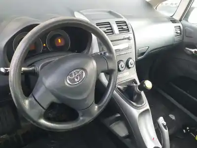 Veículo de Sucata toyota auris luna+ do ano 2007 alimentado 1nd