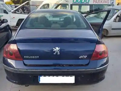 Veicolo di demolizione PEUGEOT 407 ST Confort dell'anno 2004 alimentato RFN