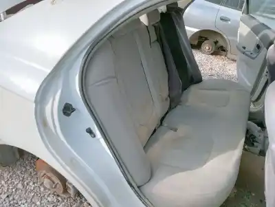 Vehicul casat kia cerato 2.0 ex crdi berlina al anului 2004 alimentat d4ea