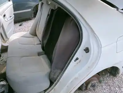 Vehicul casat kia cerato 2.0 ex crdi berlina al anului 2004 alimentat d4ea