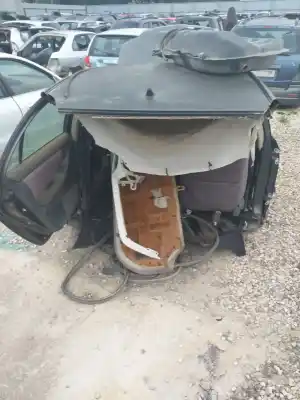 Scrapping Vehicle toyota corolla (e12) 2.0 d-4d linea sol berlina of the year 2003 powered 1cd ftv