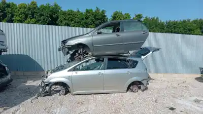 Scrapping Vehicle toyota corolla (e12) 2.0 d-4d linea sol berlina of the year 2003 powered 1cd ftv