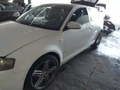 Sloopvoertuig audi a3 (8p) 2.0 fsi ambiente van het jaar 2004 aangedreven axw