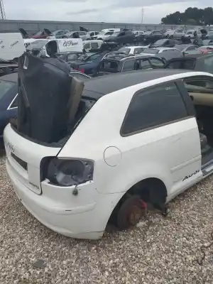 Sloopvoertuig audi a3 (8p) 2.0 fsi ambiente van het jaar 2004 aangedreven axw