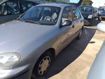Veicolo di demolizione daewoo lanos sx dell'anno 1998 alimentato a16dms