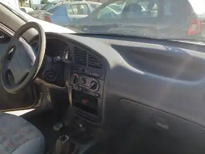 Veicolo di demolizione daewoo lanos sx dell'anno 1998 alimentato a16dms