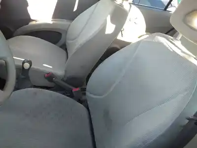 Veículo de Sucata nissan micra (k12e) acenta do ano 2004 alimentado cr12