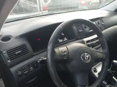 Scrapping Vehicle toyota corolla (e12) 1.6 16v of the year 2005 powered 3zz-fe