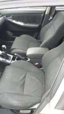 Scrapping Vehicle toyota corolla (e12) 1.6 16v of the year 2005 powered 3zz-fe