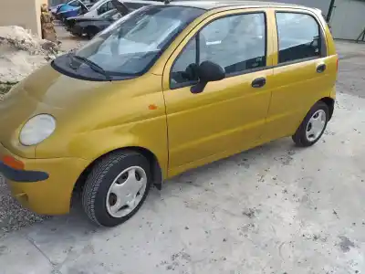 Veículo de Sucata daewoo matiz cd do ano 2000 alimentado a-f8cv-g