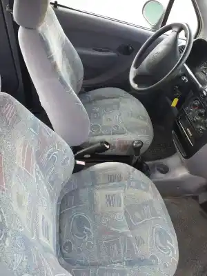 Veículo de Sucata daewoo matiz cd do ano 2000 alimentado a-f8cv-g