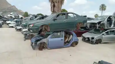 Veículo de Sucata nissan micra (k12e) acenta do ano 2004 alimentado cr12