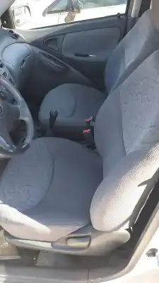 Veículo de Sucata toyota yaris (ncp1/nlp1/scp1) 1.0 linea luna do ano 2000 alimentado 1szfe