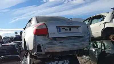 Veículo de Sucata audi a4 b6 (8e2) 2.0 do ano 2002 alimentado alt