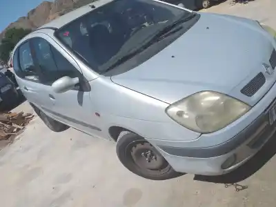 Scrapping Vehicle renault scenic (ja..) 1.9 dti diesel 80 cv / 59 kw of the year 2002 powered f9qq7