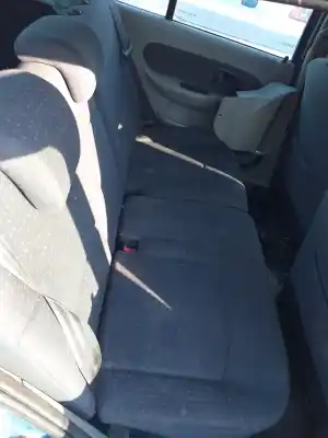 Veículo de Sucata renault clio ii fase ii (b/cb0) base authentique 82 cv / 60 kw do ano 2004 alimentado k9kb7