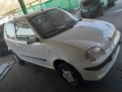 Veicolo di demolizione fiat seicento (187) active dell'anno 2003 alimentato 187a1000