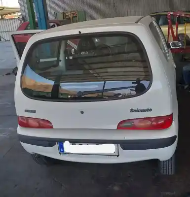 Veicolo di demolizione fiat seicento (187) active dell'anno 2003 alimentato 187a1000