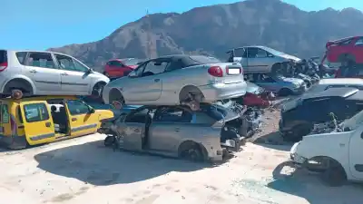 Scrapping Vehicle renault latitude initiale 241 cv / 177 kw of the year 2011 powered v9x891