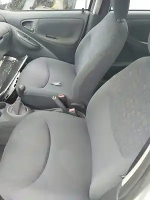 Здавання транспортного засобу toyota yaris (ncp1/nlp1/scp1) 1.0 linea luna року 2003 потужний 1szfe