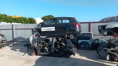 Veicolo di demolizione toyota yaris (ksp9/scp9/nlp9) básico dell'anno 2006 alimentato 1nd