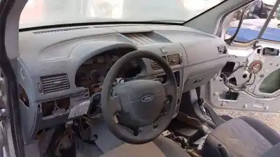 Здавання транспортного засобу ford transit connect (tc7) furg. 90 cv / 66 kw року 2006 потужний hcpa