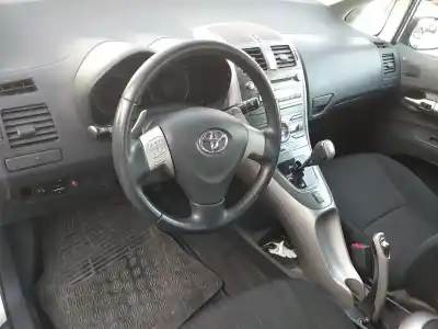 Veículo de Sucata toyota auris luna+ do ano 2007 alimentado 1nd