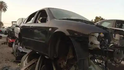 Scrapping Vehicle seat leon (1m1) last edition of the year 2001 powered aus