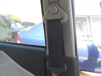 Sloopvoertuig nissan micra (k12e) 1st edition van het jaar 2008 aangedreven cr14de