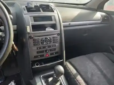 Veículo de Sucata peugeot 407 business line do ano 2007 alimentado 6fy