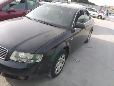 Scrapping Vehicle audi a4 b6 avant (8e5) 1.9 tdi of the year 2002 powered awx