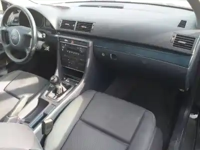 Scrapping Vehicle audi a4 b6 avant (8e5) 1.9 tdi of the year 2002 powered awx