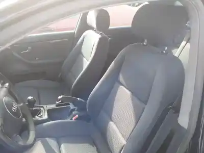 Scrapping Vehicle audi a4 b6 avant (8e5) 1.9 tdi of the year 2002 powered awx