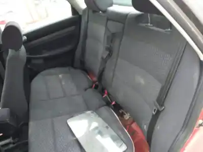 Здавання транспортного засобу audi a4 avant (b5) 1.8 року 1995 потужний adr